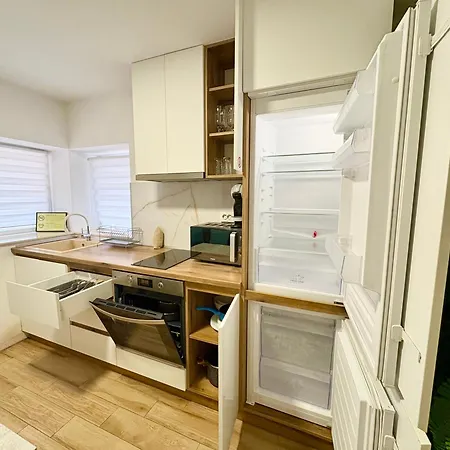 Charm 1 Apartman Várna