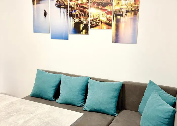 Charm 1 アパート